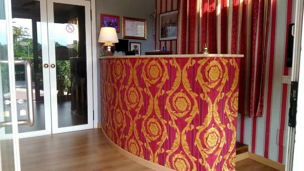 Magnolia Hotel Valmontone Ngoại thất bức ảnh
