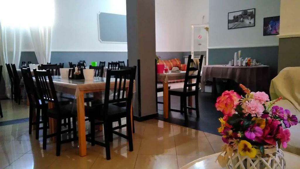 Magnolia Hotel Valmontone Ngoại thất bức ảnh