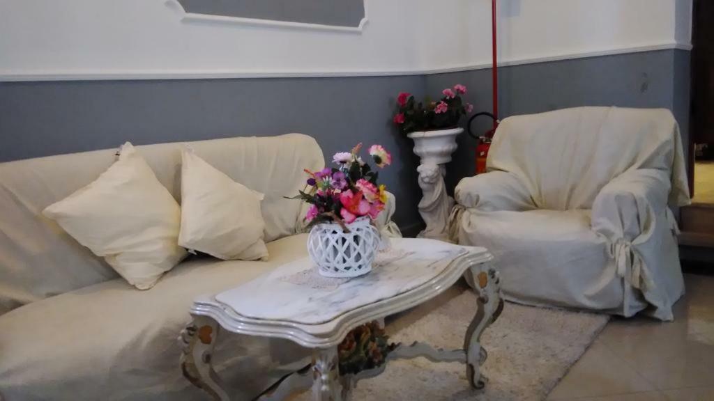 Magnolia Hotel Valmontone Ngoại thất bức ảnh